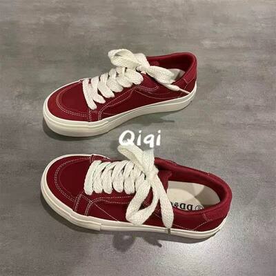 Original red flat canvas shoes for women 2025 new style Spring and autumn students versatile, casual and breathable white sneakers and board shoes