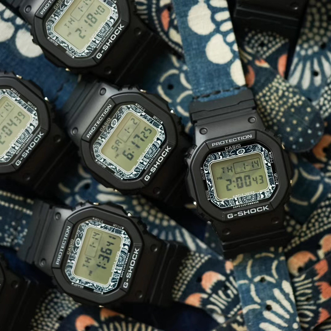 Spot Simple Union x DopeCustommade joint Japanese blue-dyed ancient cloth 5600 watch