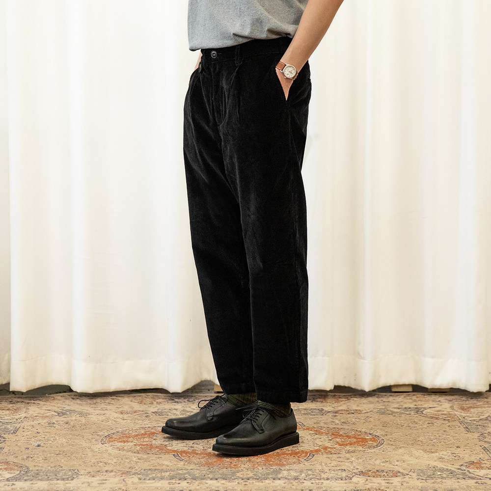 NVGS Corduroy Chino Classic Black Corduroy Single Pleated Trousers Urban Casual American Retro