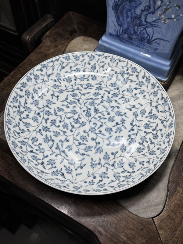 Authentic Japanese Peaceful Orange Collection Blue and White Interlaced Pattern Large Plate Long Plate Fish Plate Tea Plate Sushi Plate Bowl Brand New Authentic Japanese Peaceful Orange Collection Blue and White Interlaced Pattern Large Plate Long Plate Fish Plate Tea Plate Sushi Plate Bowl Brand New