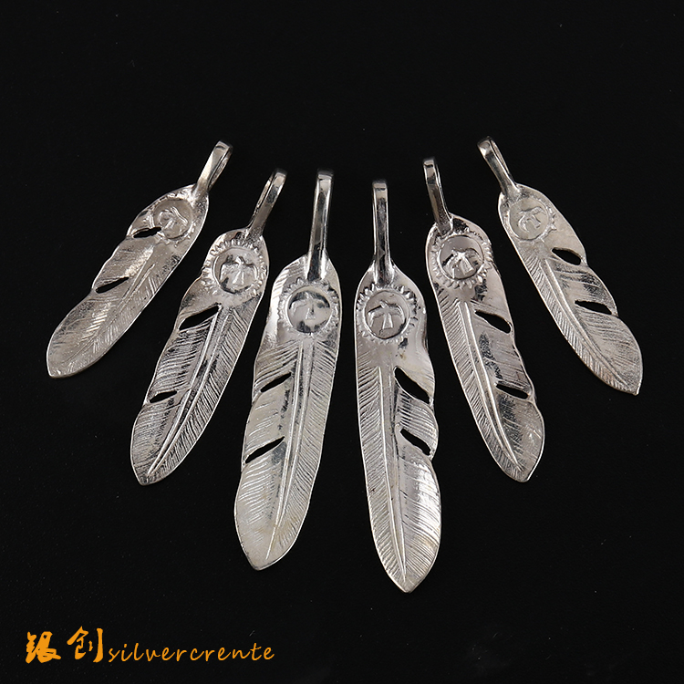 Silver Genesis High Bridge Our Lang goro925 Pure silver small feather pendant male and female lovers Necklace Ornaments Trend Rock Wind