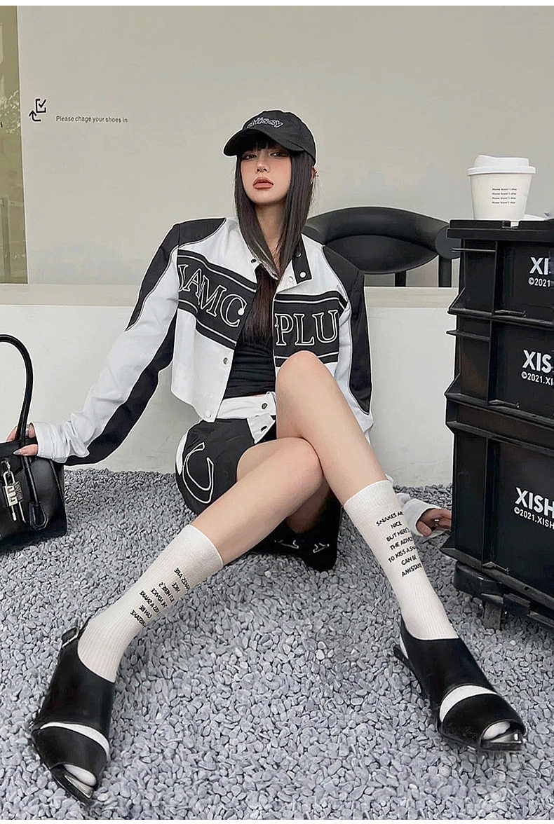 Socks Summer women's wave Design sensation Small crowdstocking pins Europe station thin calf net red heap minimalist wind