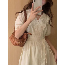 White dress summer 2022 new womens skirt summer chic and beautiful temperament white net red popular French style