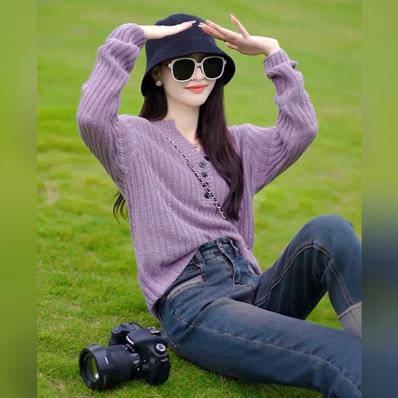 French-Style Gentle Long-Sleeved Purple Knit Sweater for Women, Spring and Autumn 2024 New Slim-Fit Versatile Slimming Top Trendy French-Style Gentle Long-Sleeved Purple Knit Sweater for Women, Spring and Autumn 2024 New Slim-Fit Versatile Slimming Top Trendy