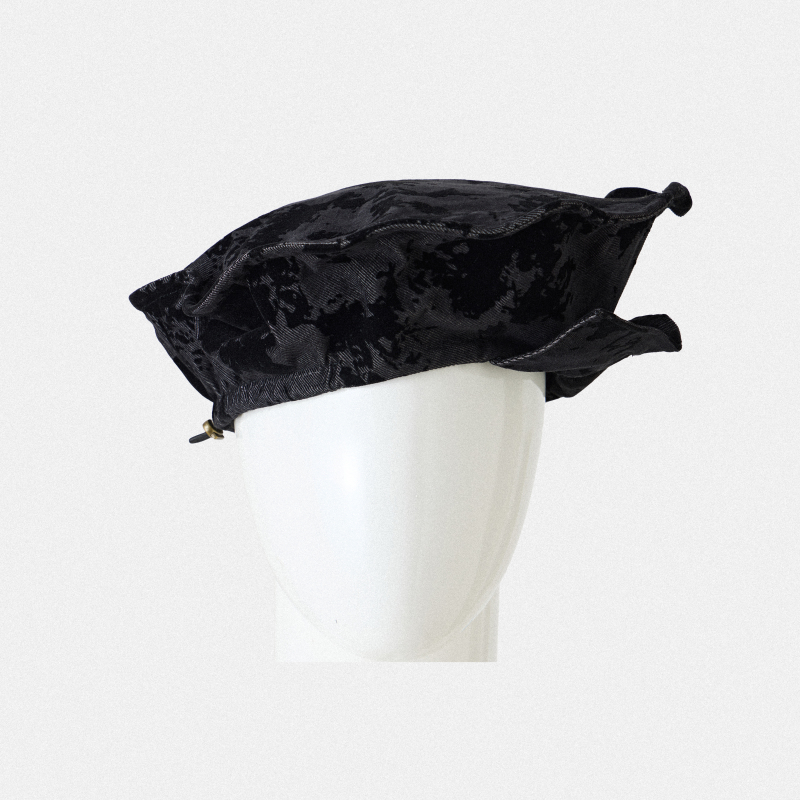 "Ilnya" Cropped Brim Painter's Hat with Jacquard Pattern, Dark Style, Shapeable Hat