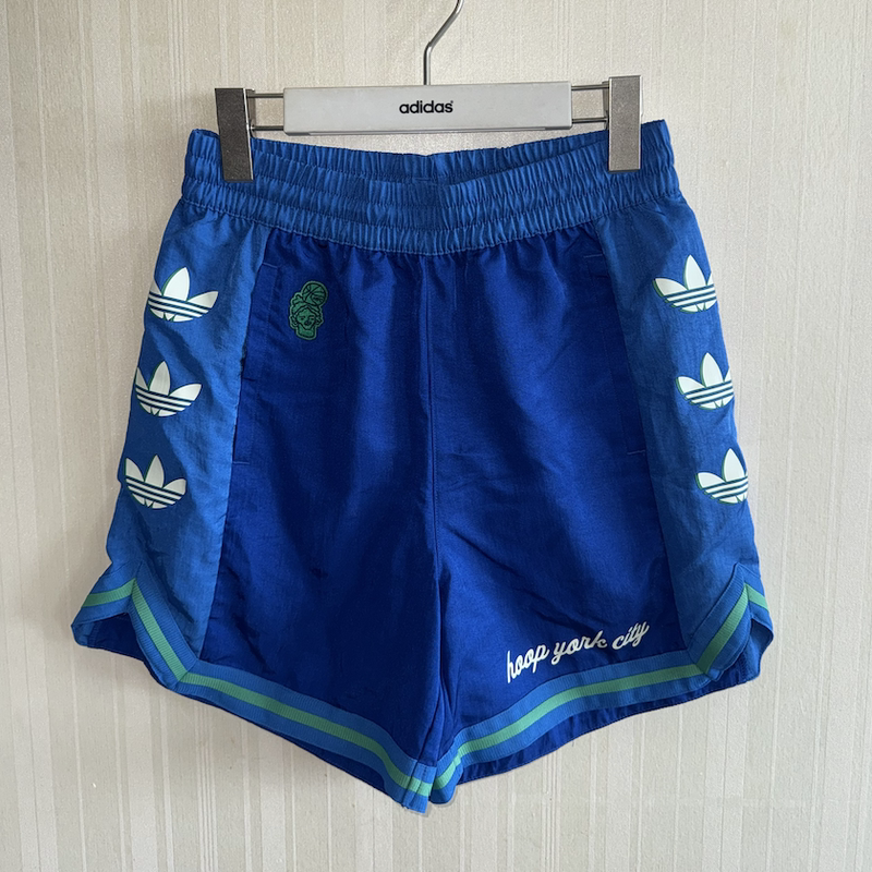 Trendy Bag, in Stock, Adidas Trefoil Men's and Women's Sports Casual Shorts Iy7387 It9952