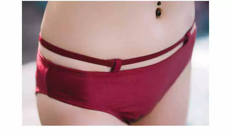 Bộ đồ bơi bikini gợi cảm nữ xẻ retro giảm béo trắng ba điểm áo tắm bãi biển Hàn Quốc suối nước nóng nhỏ - Bikinis quần tắm biển