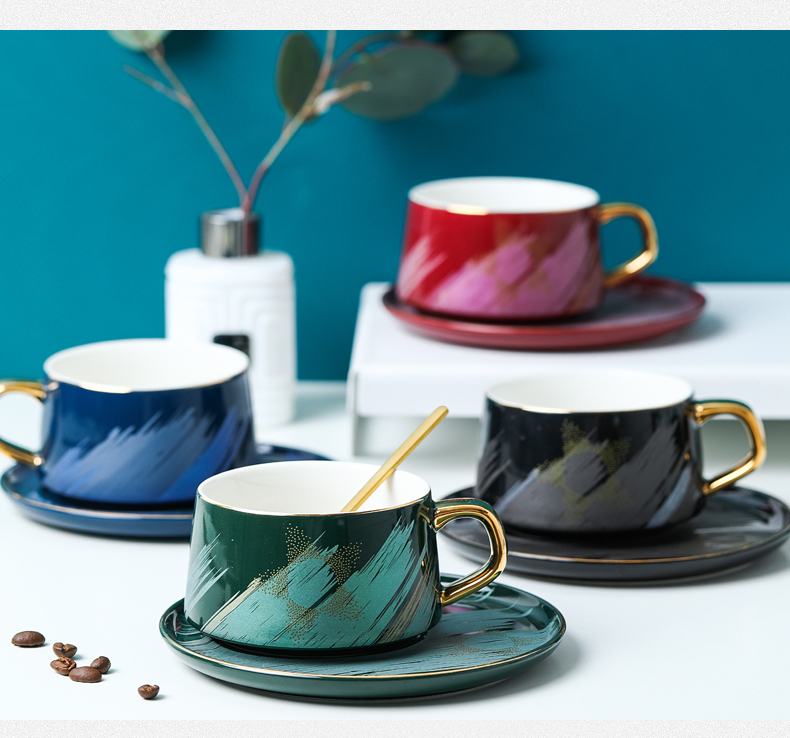 Move ins wind ceramic coffee cups and saucers suit European creative small exquisite key-2 luxury high - grade tea cups