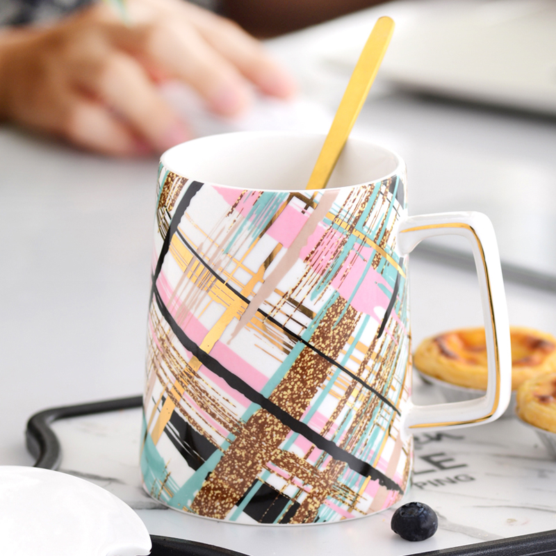 Ceramic cup Nordic individuality creative trend mark cup with cover teaspoons of men 's and women' s domestic large capacity cup coffee cup