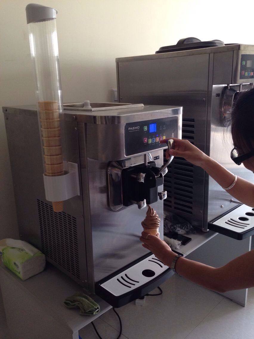 100 WTO Ice Cream Machine Sweet Cylinder Mounting Egg Silo Dispenser Ice Cream Machine Accessories Adsorption Type