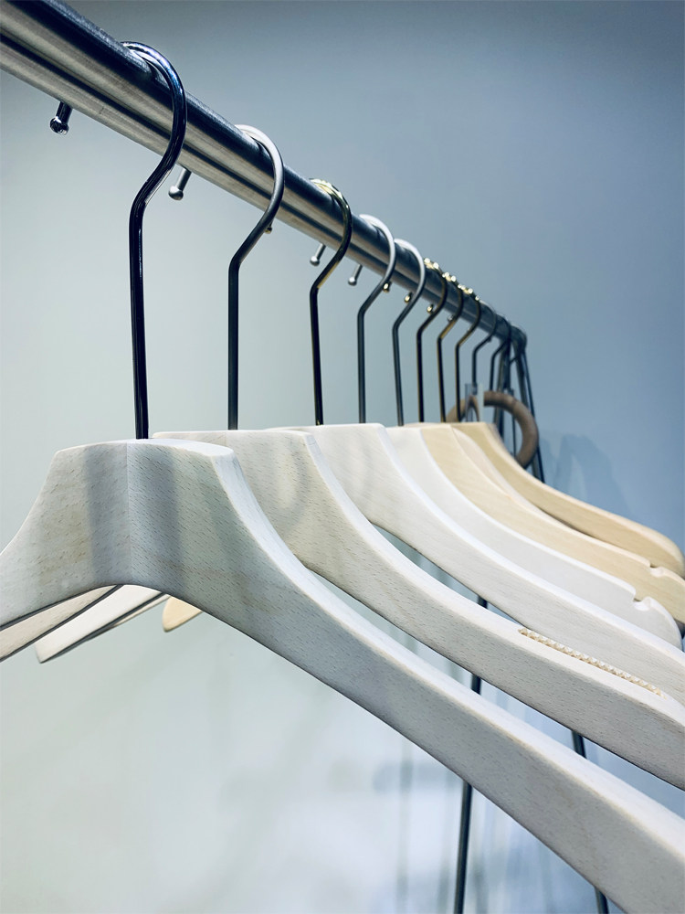 Hangers Clothing store special women's clothing hanging version non-slip non-trace wooden solid wood hangers pants shelf commercial custom LOGO