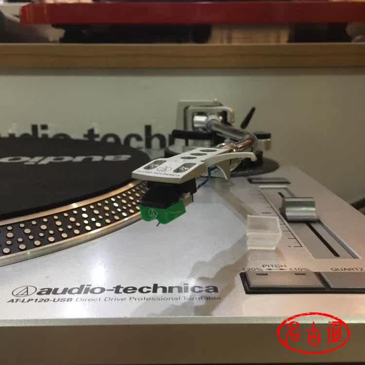 Виниловый проигрыватель Страна Япония аудио-Technica в atlp120usb виниловый проигрыватель отправлено стилус один год гарантии на-lp120 Audio AT-LP120