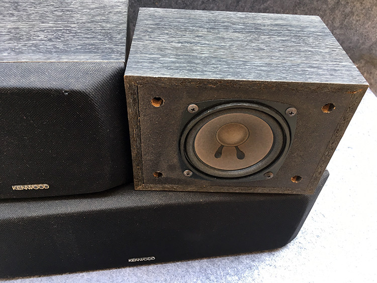 Second-hand speakers KENWOOD/ Kenwood CRS-122 Center surround speakers Home theater center speakers