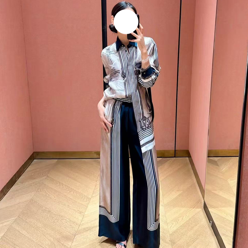 In-Stock Max Same-Origin Mulberry Silk Shenzhen Nanyou 2026 Cruise Vacation Silk Top Shirt + Matching Pants In-Stock Max Same-Origin Mulberry Silk Shenzhen Nanyou 2026 Cruise Vacation Silk Top Shirt + Matching Pants