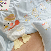 (Rich Mountain Strawberry) cartoon 80 heather and summer cool by four pieces of lovable duck single double air conditioning by summer.