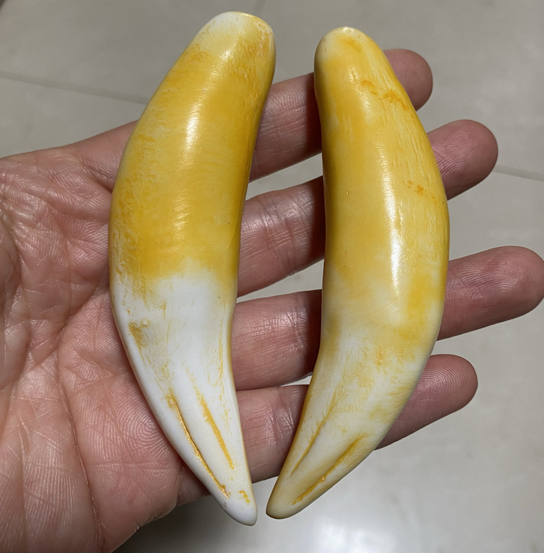 Artificial Tiger Tooth Bone Powder Resin Tooth Lion Tooth Pendant Large Animal Tooth Hand Piece Men's Pendant Fake Tooth