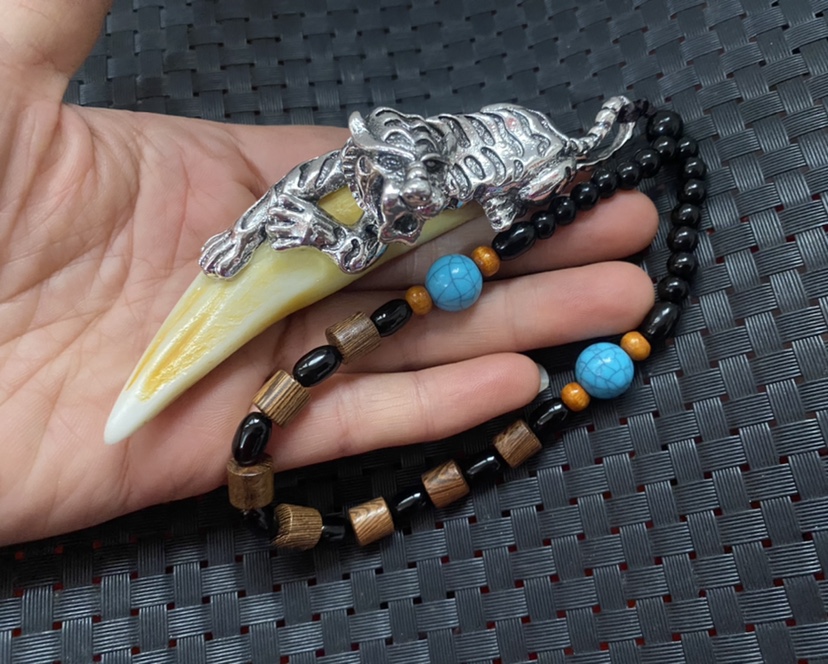 文玩堂：猛犸牙手链（牙芯料精工老型） 文玩堂：猛犸牙手链（牙芯料精工老型） 猛犸象牙文玩-