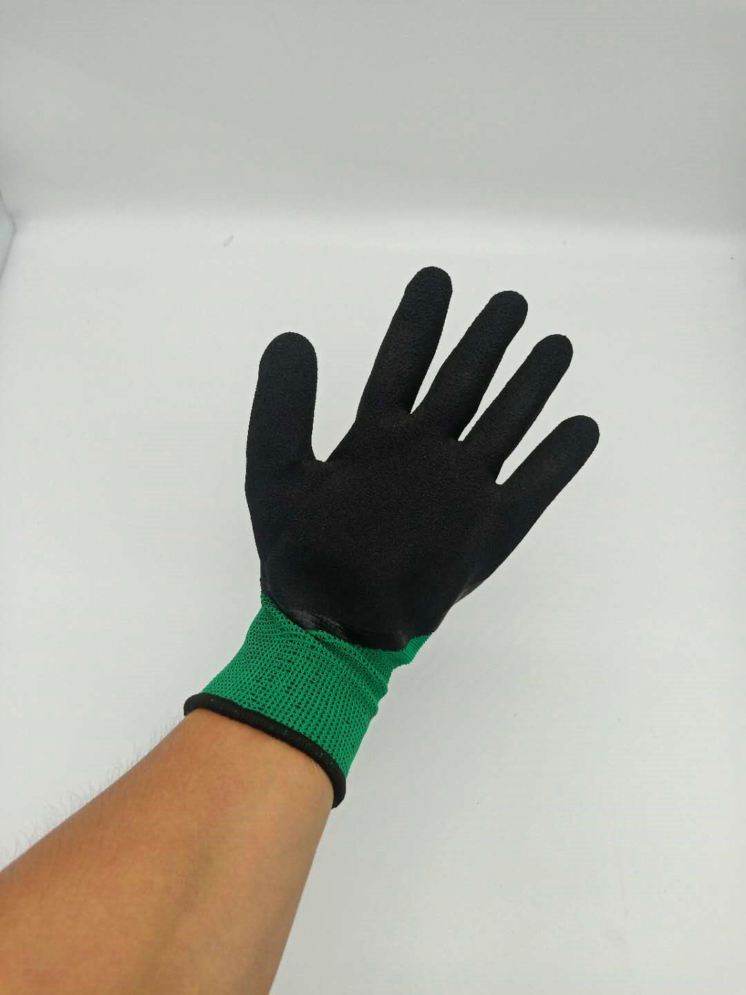 Latex foam gloves labor protection wear-resistant non-slip plastic rubber dipping breathable work labor protection gloves work