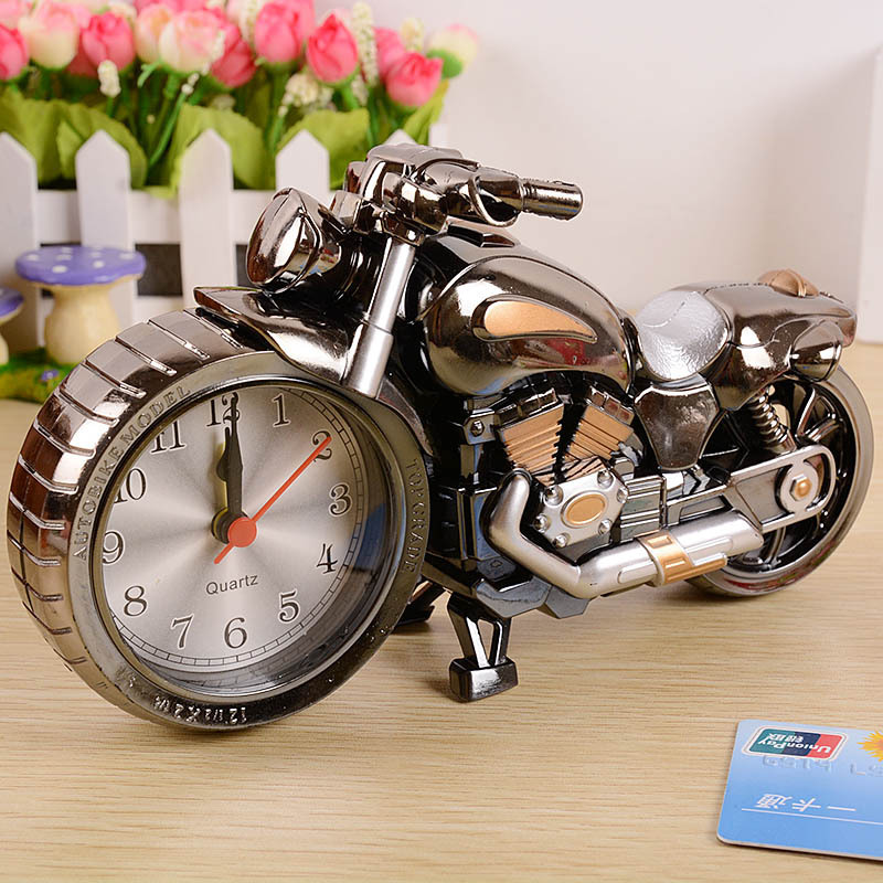 Locomotive Alarm Clock Watch Desktop Clock Mini Desktop Clock Small Swing Piece Bike Shape Gadget Creative Gift