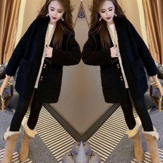 欧洲站网红爆款轻奢气质减龄女士宽松韩版中长款羊羔毛保暖外套潮