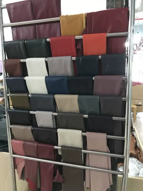 Xưởng may quần áo da để đảm nhận việc hỗ trợ nhà máy may da nam và nữ để lập bản đồ tùy chỉnh vest da PU