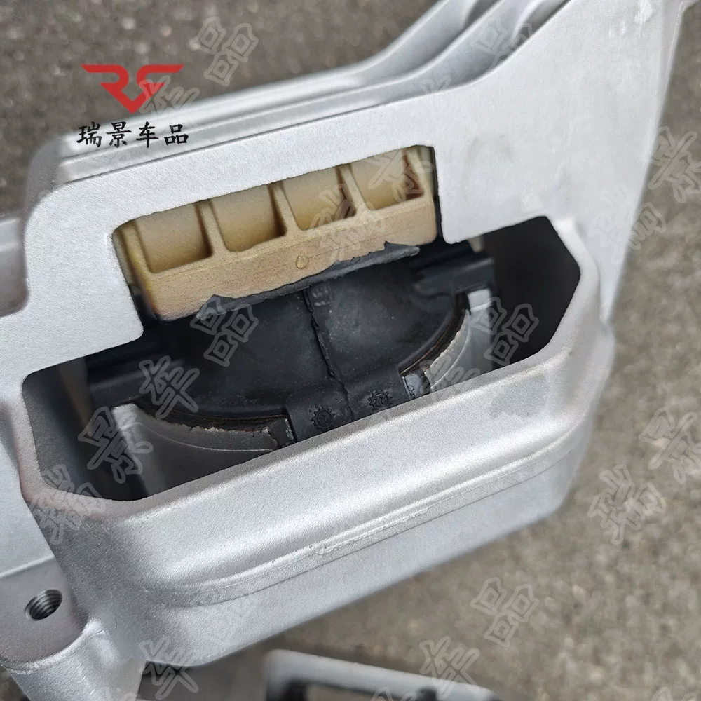21-25 Mondeo Ruijie Adventurer Navigator Aviator Engine Bracket Foot Glue Transmission Box Glue