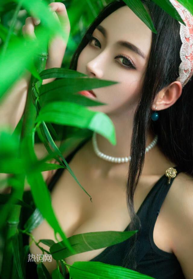 潘春春夜火不打码图近照全套视频下载 - 第3页 无圣光组图 图1