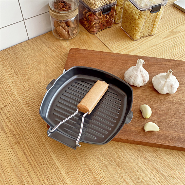 Mr. Zhihe G can be folded and versatile frying pan without coating without coating pan 20CM practical and convenient food grade pan