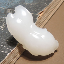 Clearance dialect brand boutique Hetian jade wearing Russian old pit mutton fat white jade Tang horse pendant pendant h4