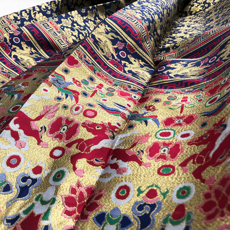 Leichenlong Textile makeup flower satin full gold sky Horse fabric Ming Imitation Makeup Floras Mati Dress Fabric Woven Gold Mati Cloth