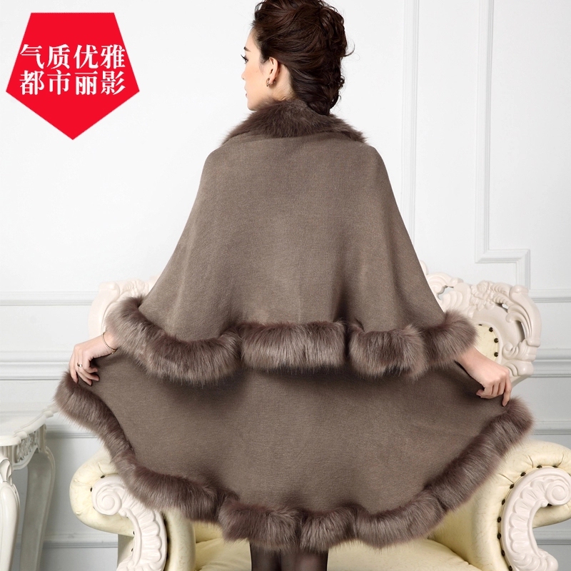 Autumn and Winter Large Fur Collar Shawl Coat, One-Button Mother's Wear Cape, Knitted Cardigan, Mid-Length Loose Sweater for Women