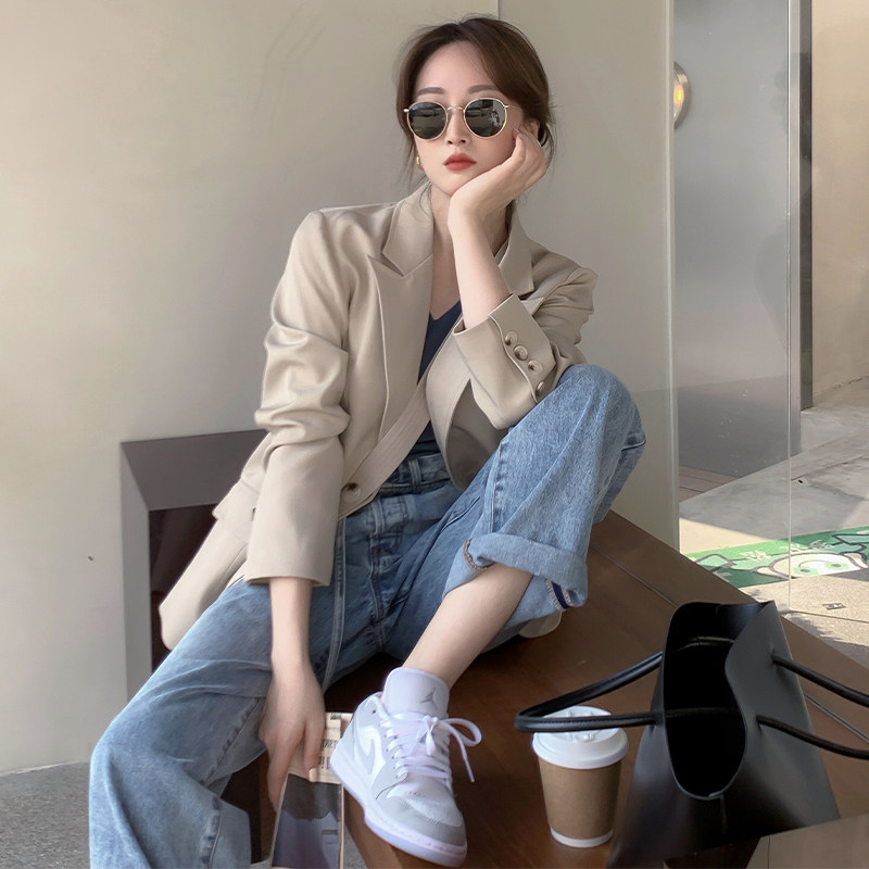 Blazer women Spring and Autumn small man 2021 new niche design advanced sense fried street casual temperament small suit