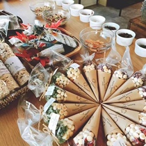 The boss of May#日本进口宠物DW零食饼干奶酪山羊奶卷 he was