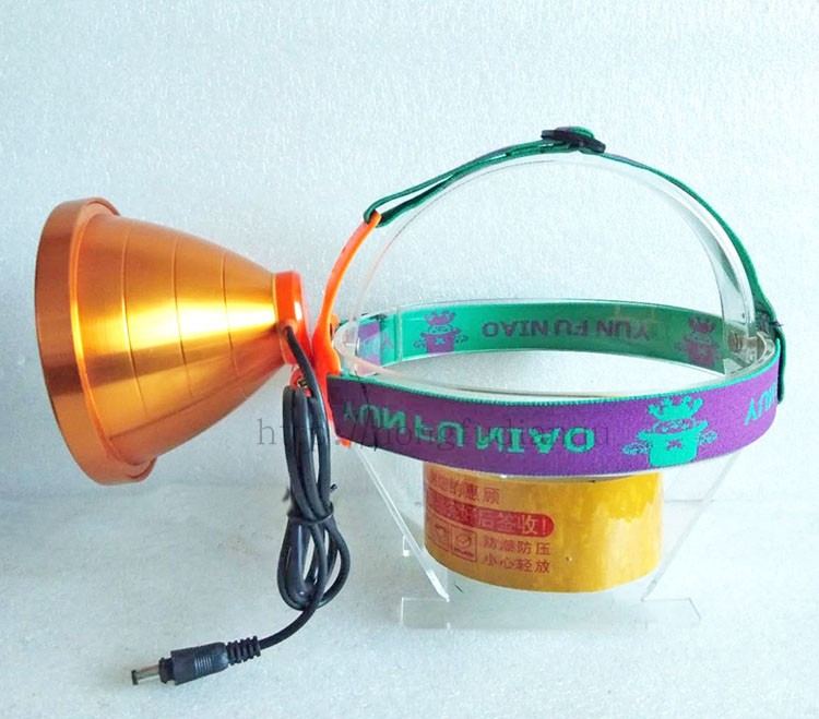P50P70 mới điểm sáng chói chiếu sáng ngoài trời tầm xa Đèn LED gắn trên đầu 8.4V đêm săn ánh sáng vàng trắng đèn pin comet