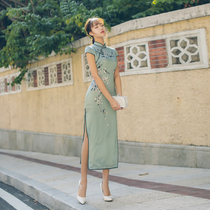 Silk cheongsam 2021 new young girl modified dress long Chinese style noble temperament