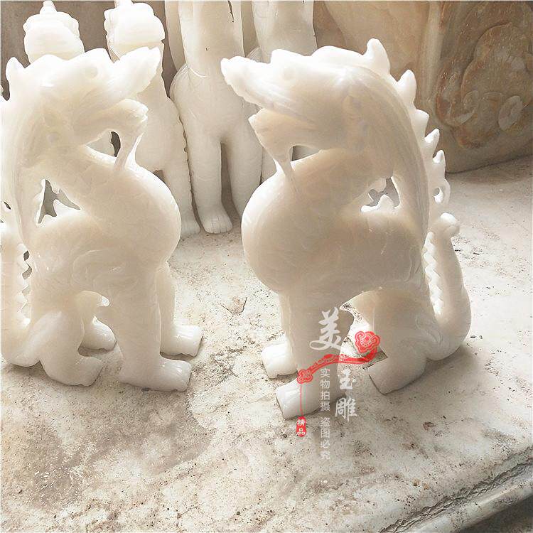 Natural jade Big Four Divine Beasts of the Sky Roar of the Kirin Home Living room Office Hyun Off the door to see the door Home
