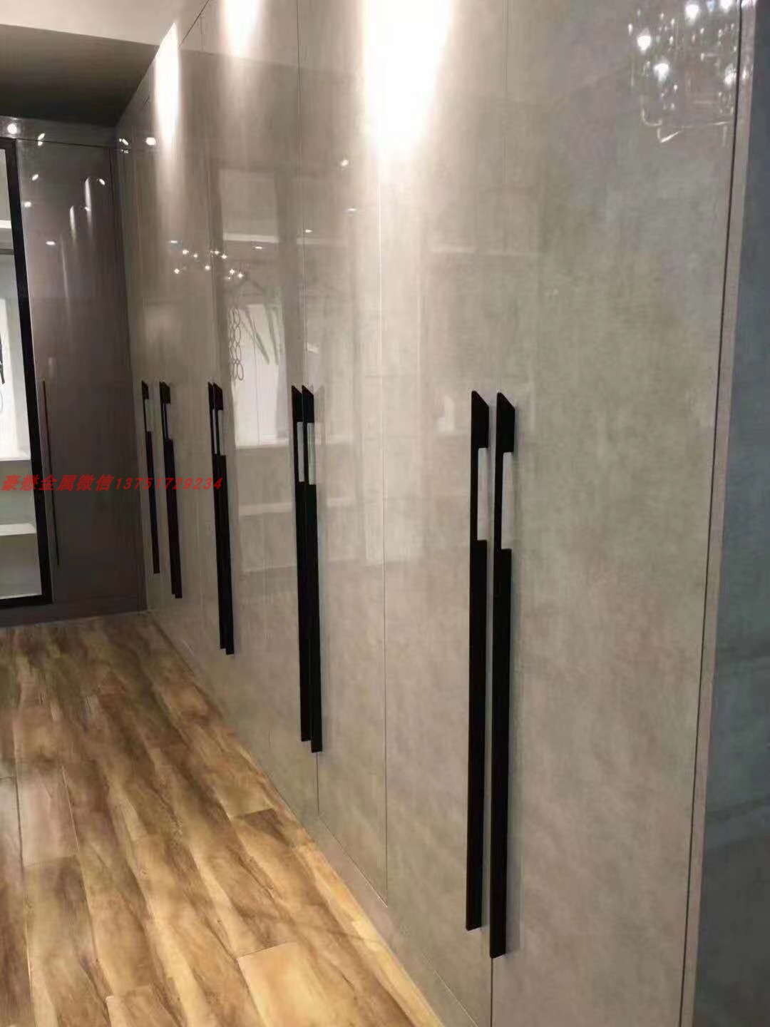 Light and luxurious Wardrobe Wine Cabinet Door Milling type Ming-fit solid long handle