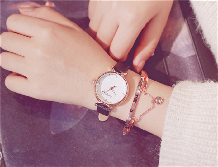 Chic net vòng tay đỏ nữ phiên bản Hàn Quốc của sinh viên đơn giản hoang dã gió mát Sen bạn gái in gió anh đào bột vòng tay vòng tay gỗ trầm hương