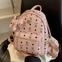 Принесите подвесной розовый в среднем номере