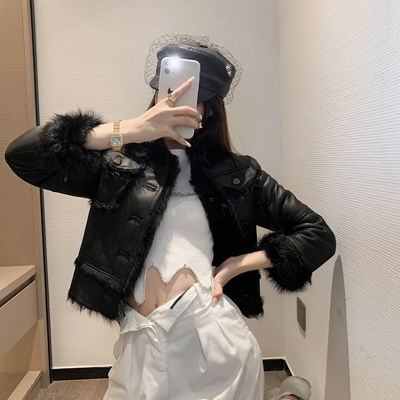 2022 winter new small lake sheepskin turf fur coat women's genuine leather short section small profile women's coat