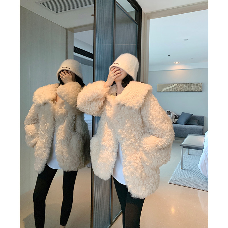 2022 New imported sheep roll medium - long Tuscan fur coat female coat of lamb fur