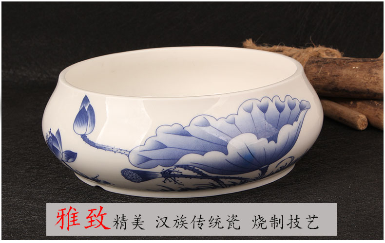 Jingdezhen brush writing brush washer from large brushes water jar beginner package suits for kunfu tea to wash to the small ceramic lotus mail