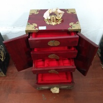 Old lacquerware jewelry box wooden Chinese dressing cosmetic box Princess European storage box embedded screw lacquerware