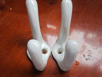 Old ceramic clothes hook old Shanghai nostalgic 80 s white porcelain adhesive hook ceramic adhesive hook coat hook