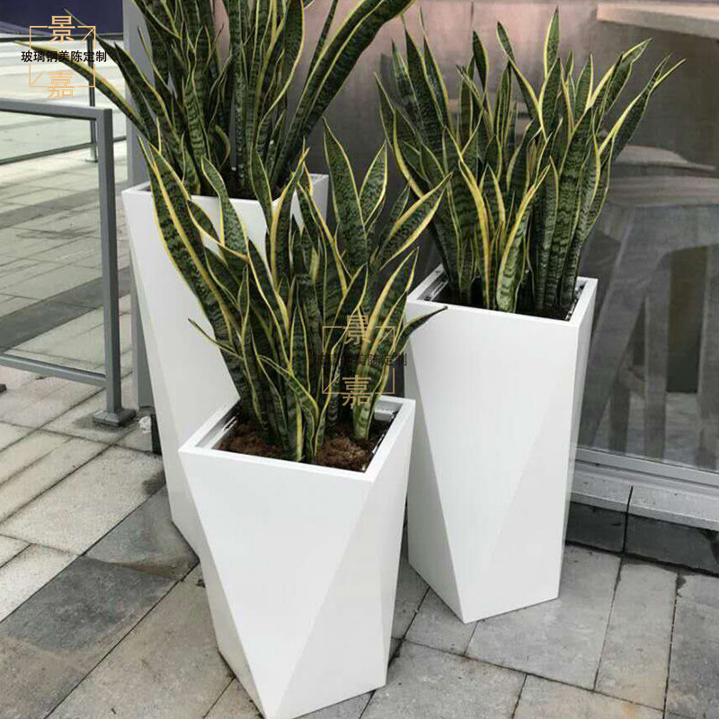 Geometric Rhomboid Flower Bowl Mall Beauty Chen Green Plant Swing Piece Large Vase Outdoor Hotel Flower Pot Fiberglass Florator Manufacturer