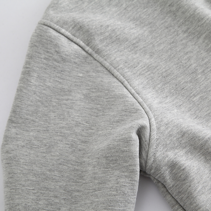 Mùa đông cộng với áo len nhung cổ tròn dày cotton ấm áp áo thun dài tay cộng với phân bón XL chất béo áo trẻ trung áo thun nam tay lỡ
