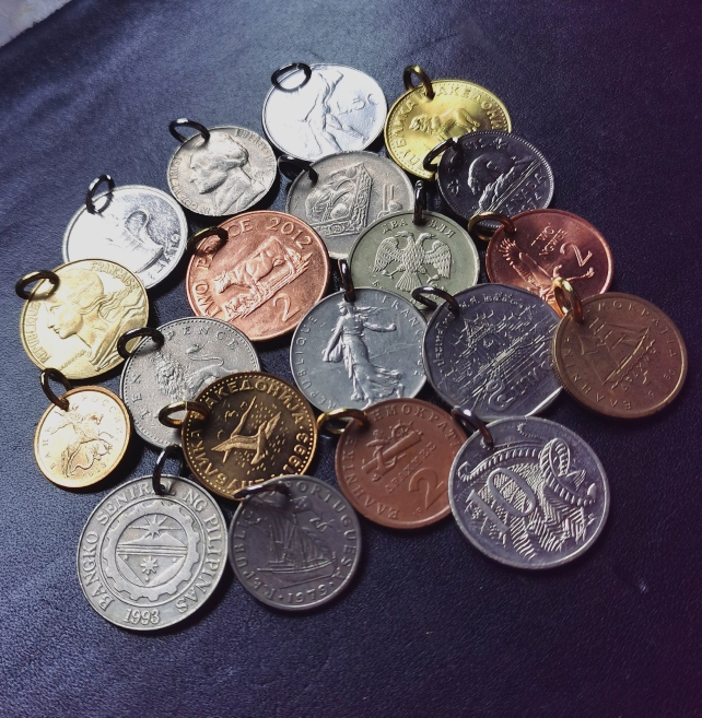 Authentic Handmade Foreign Coin Pendant Lucky Coin Pendant Keychain Necklace Jewelry 9.9 Free Shipping Area