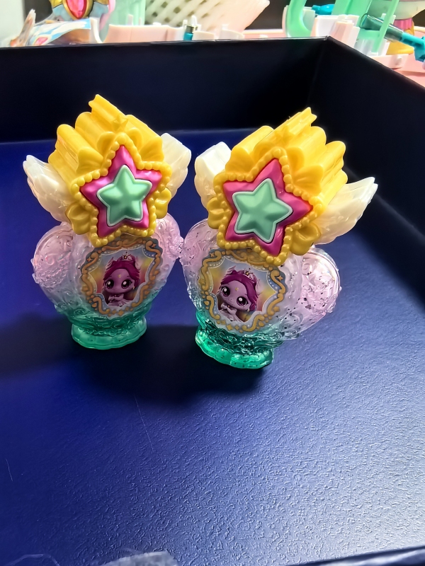 Wonderful and Cute Magic Sweetheart Treasure Box Badge, Shining Meteor Treasure Box, Star Powder Tracking Bottle, Cute Bow and Arrow Badge