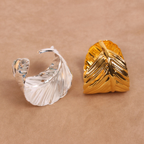 Hotel model room bathroom leaves towel buckle Neoclassical Fashion Hotel showroom bathroom decoration ornaments