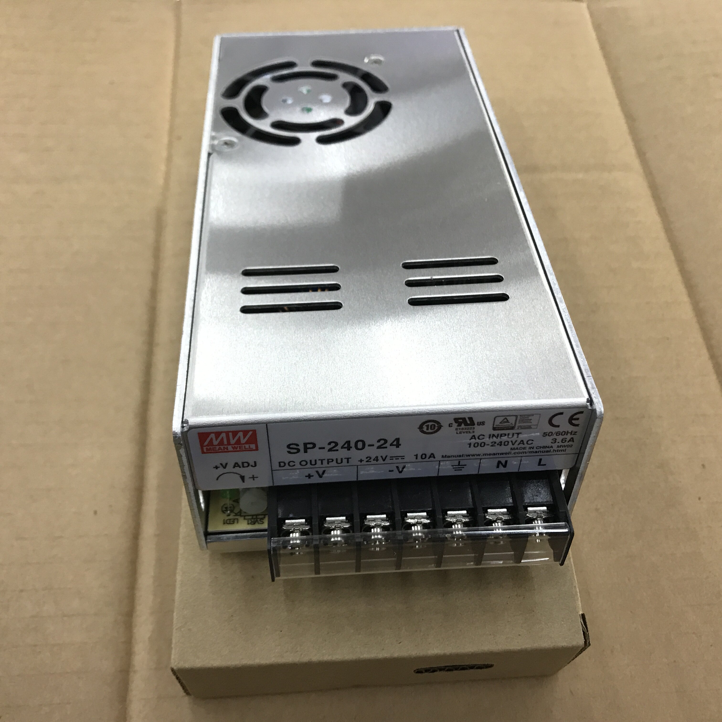 Taiwan Mingwei MEAN WELL switching power supply SP-240-24 240W 24V